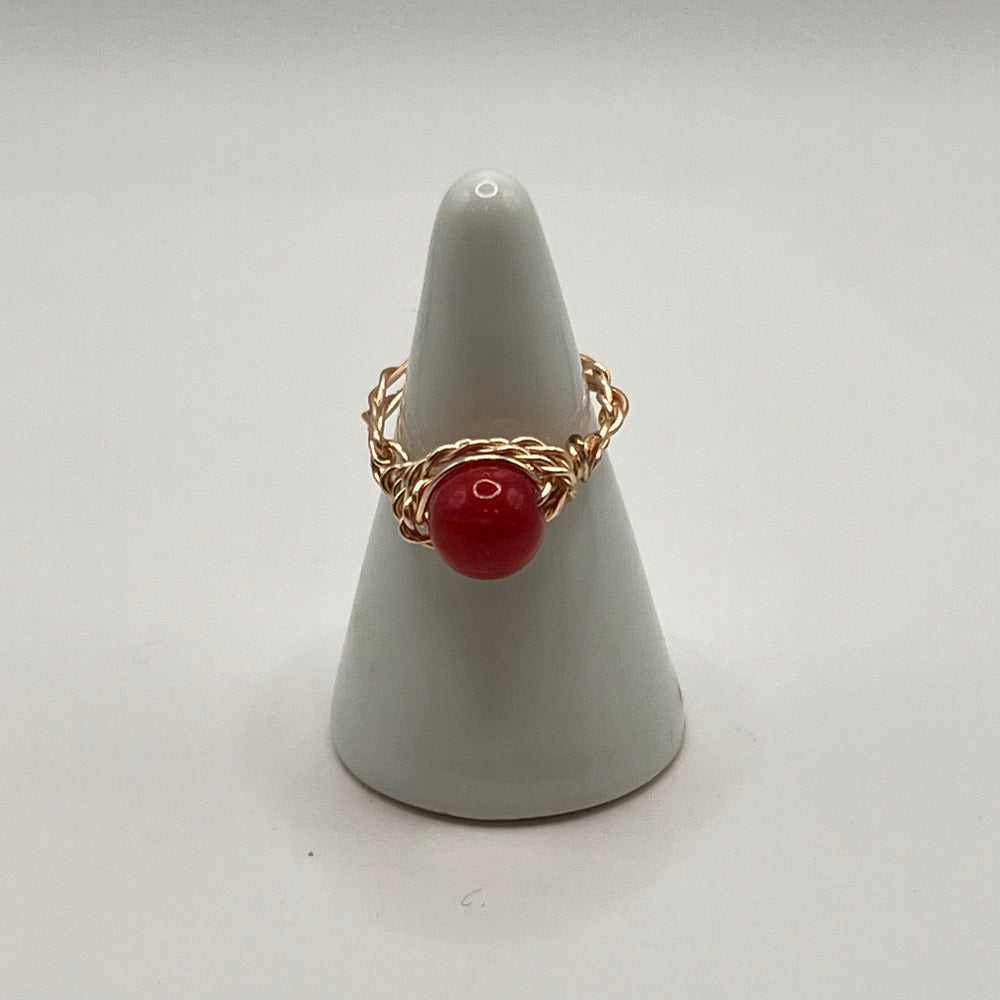 
                  
                    Sibay Studio: Wire Ring
                  
                