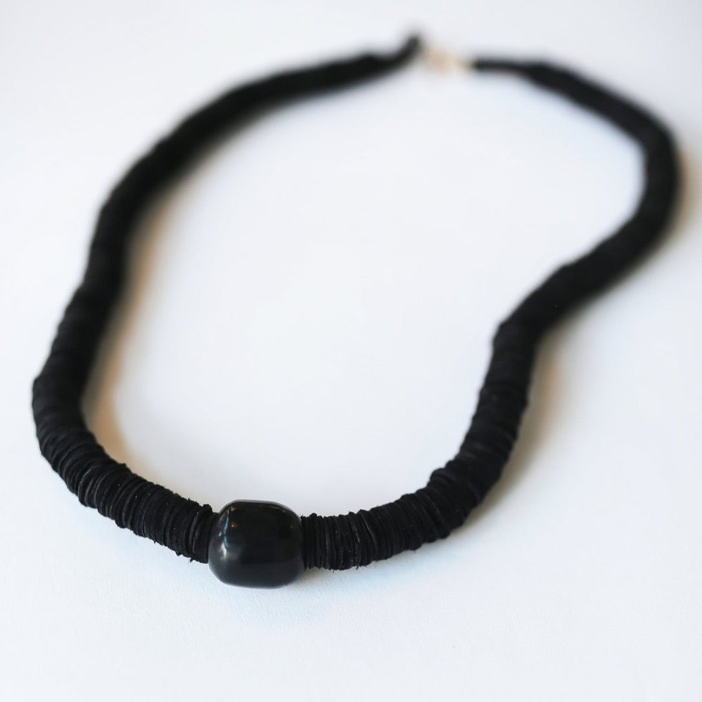 
                  
                    Haiti Design Co: Necklace
                  
                