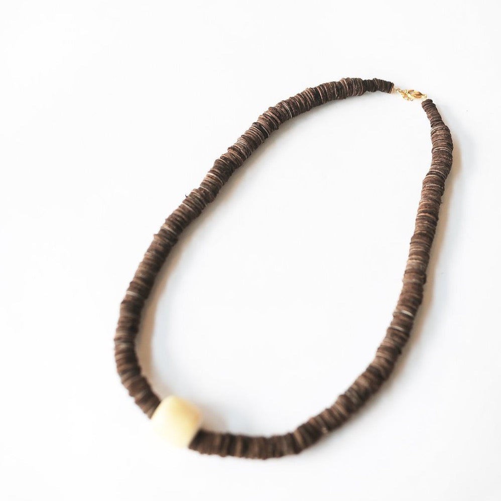 
                  
                    Haiti Design Co: Necklace
                  
                