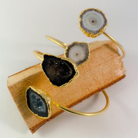 84Gem: Quartz Adjustable Bangles